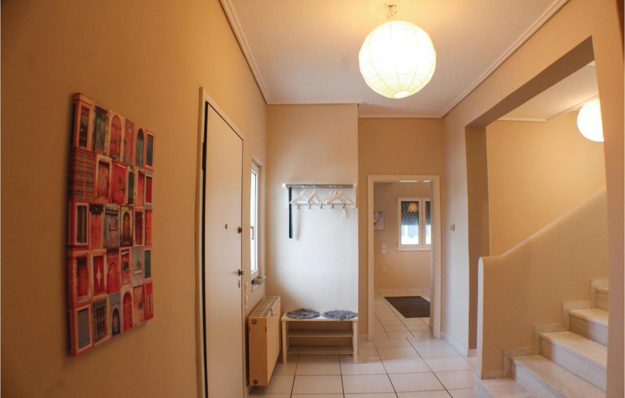 Amazing Home In Chalkida With Wifi Exteriör bild