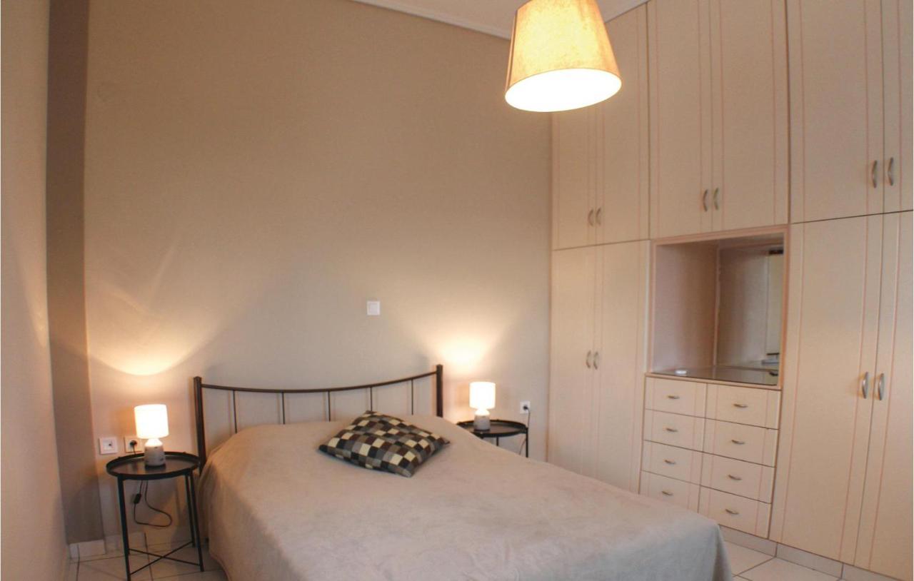 Amazing Home In Chalkida With Wifi Exteriör bild